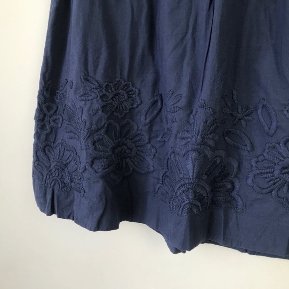 Boden embroidered floral skirt 4 long - Picture 2 of 5